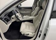 Volvo XC90 36