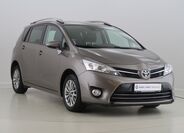 Toyota Verso 3