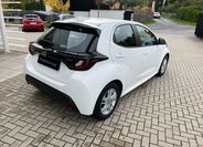 Toyota Yaris 6
