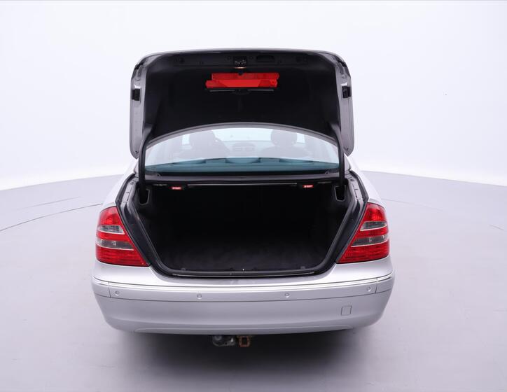 Mercedes-Benz Třídy E 9