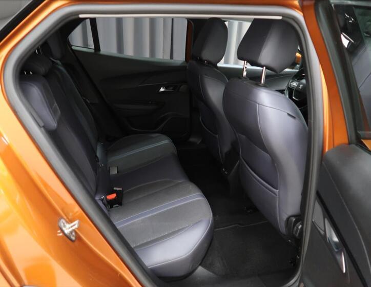 Peugeot 2008 10