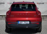 Volvo XC40 4
