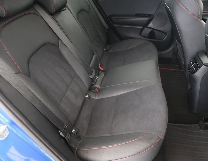 KIA Pro-Ceed 13