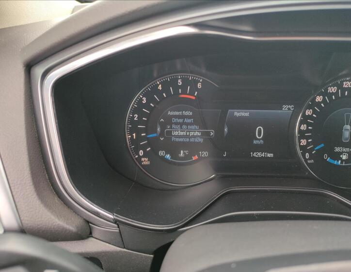 Ford Mondeo 44