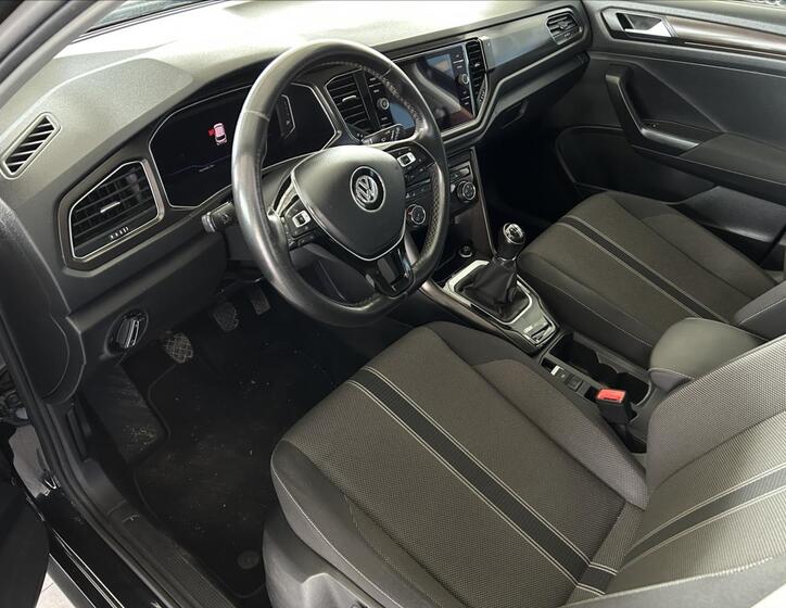 Volkswagen T-Roc 7