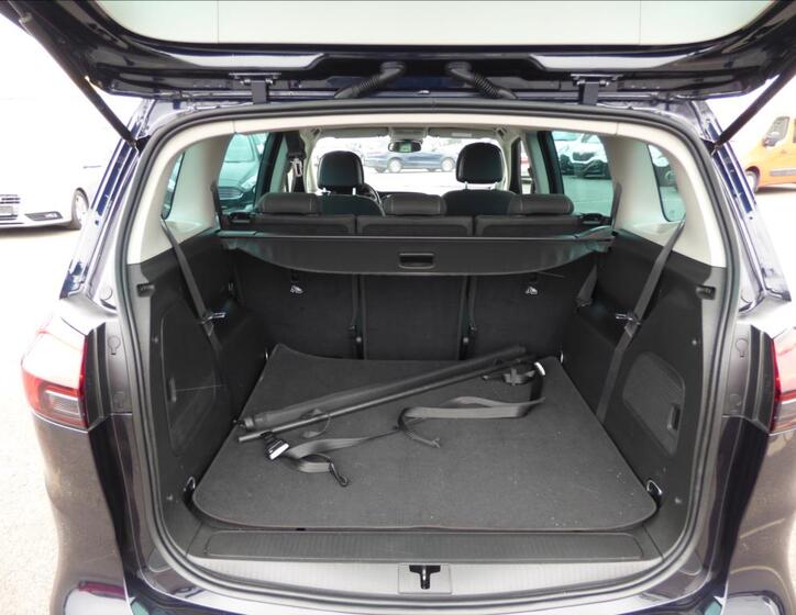 Opel Zafira 50