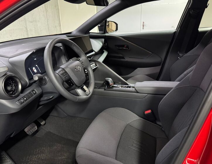Toyota C-HR 8