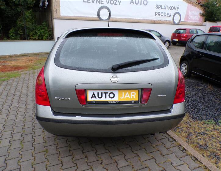 Nissan Primera 5