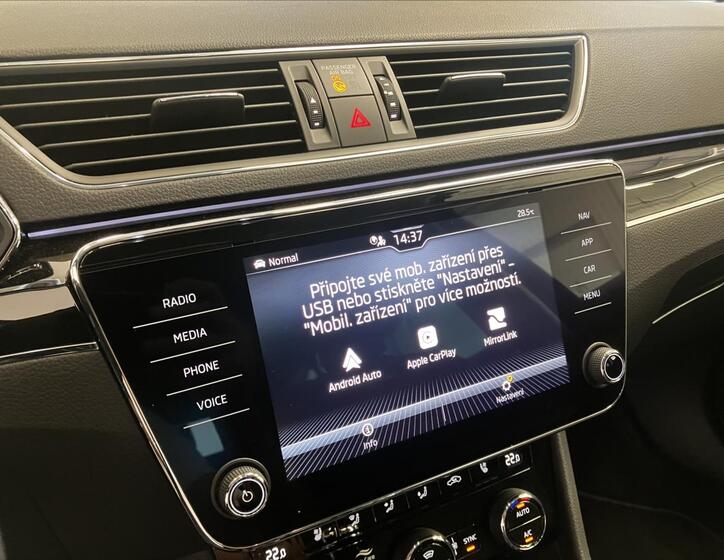 Škoda Superb 8
