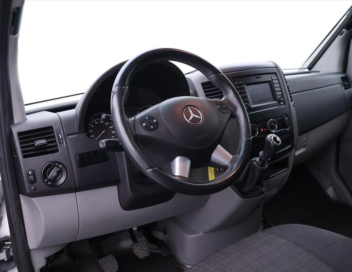 Mercedes-Benz Sprinter 53