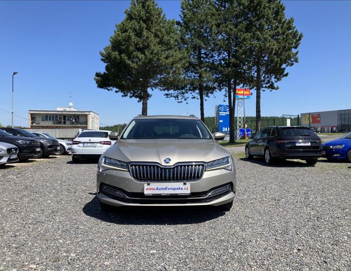 Škoda Superb 1
