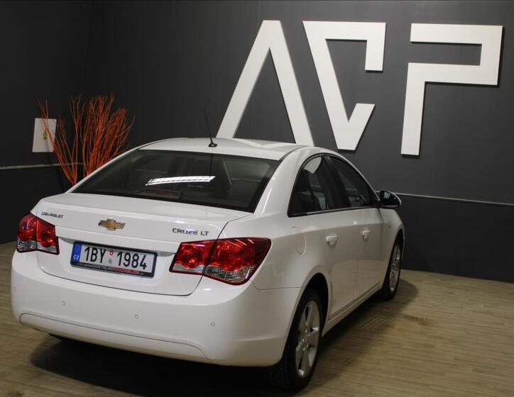 Chevrolet Cruze 7