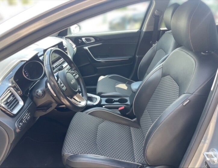 KIA XCeed 7