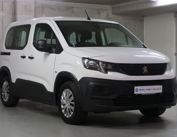 Peugeot Rifter 3
