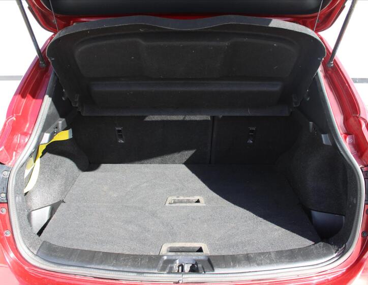 Nissan Qashqai 12