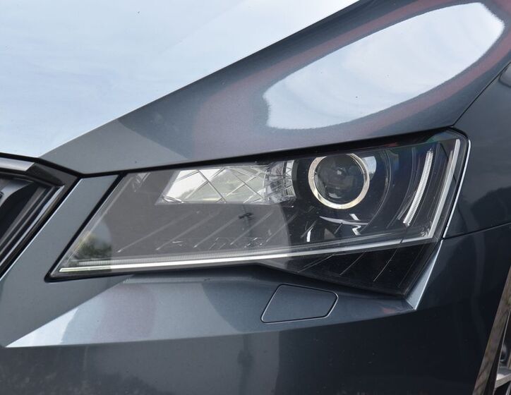 Škoda Superb 4