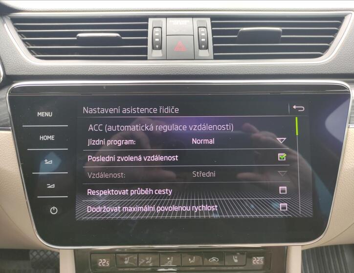 Škoda Superb 18