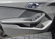 BMW Řada 2 8