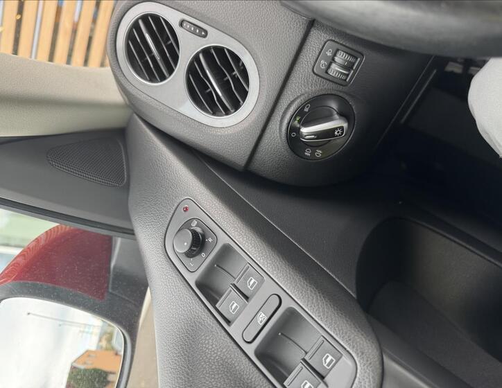 Volkswagen Tiguan 7