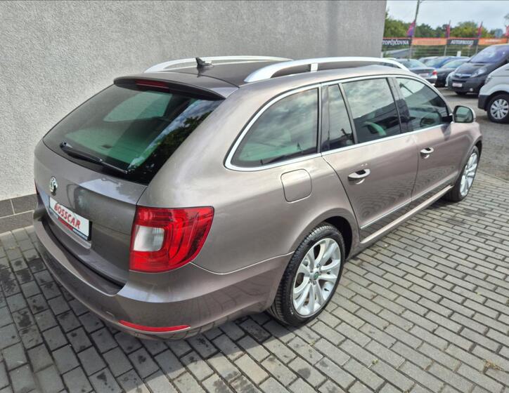 Škoda Superb 6