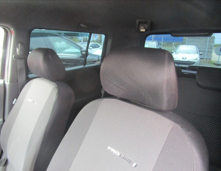 Daihatsu Materia 13