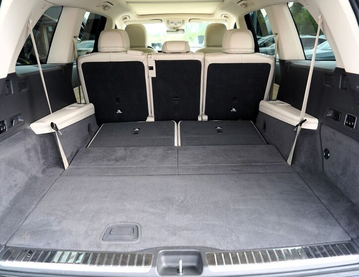 Mercedes-Benz GLS 16