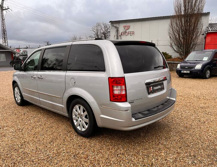 Chrysler Grand Voyager 3
