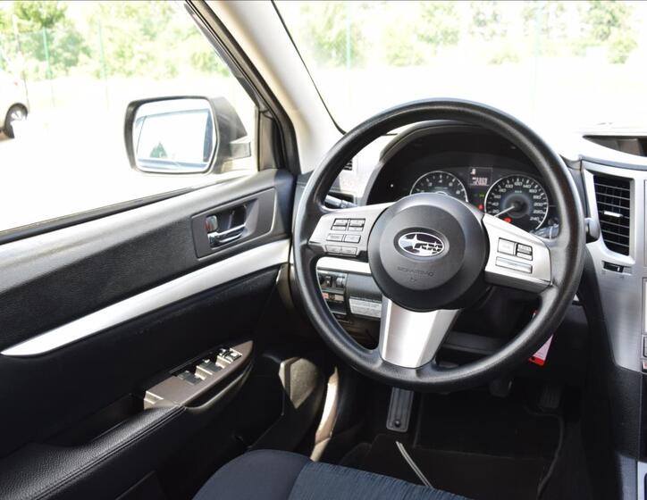 Subaru Legacy 25