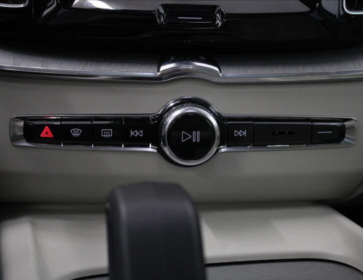 Volvo XC60 15