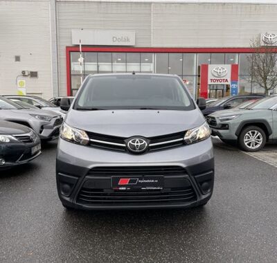 Toyota ProAce 11