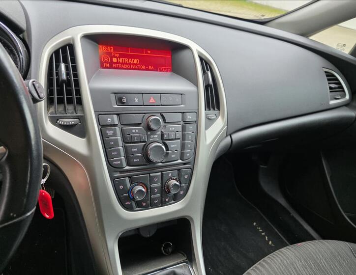 Opel Astra 13