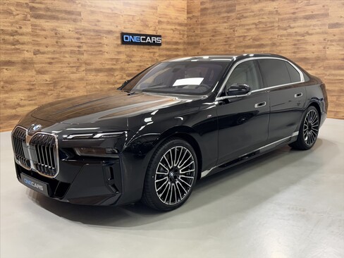BMW Řada 7