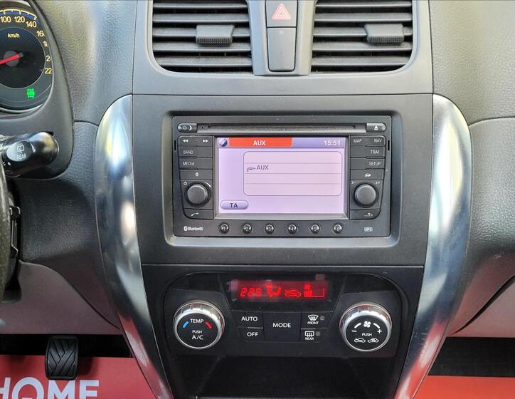 Suzuki SX4 31