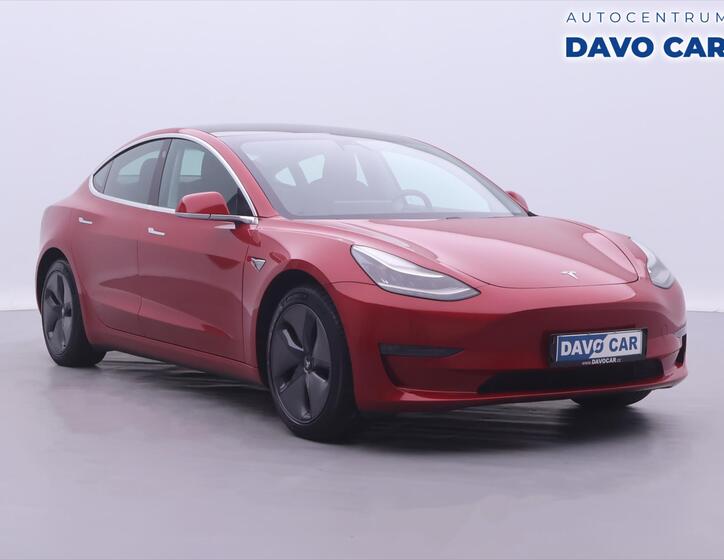 Tesla Model 3 1