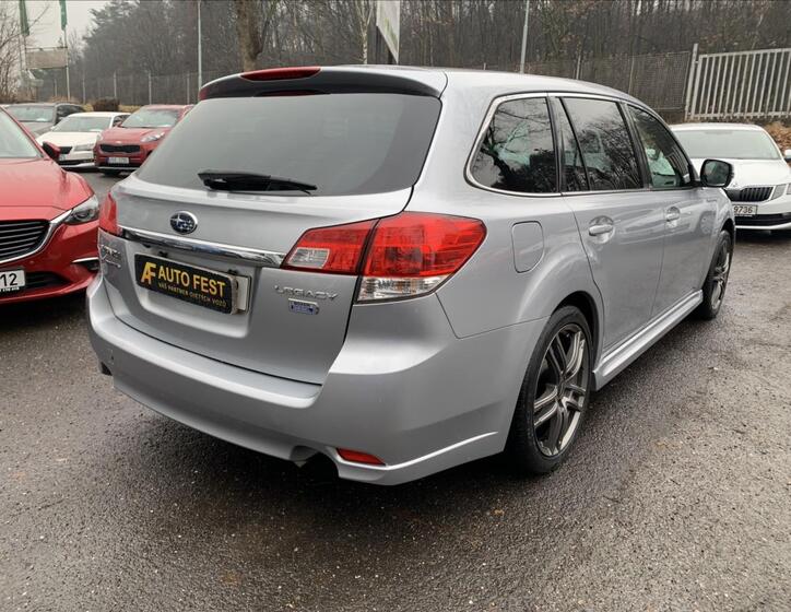 Subaru Legacy 5