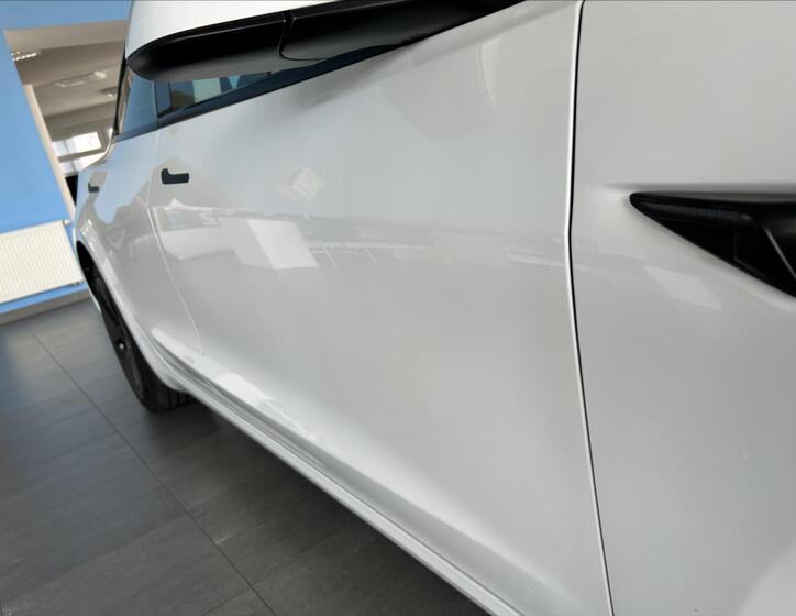 Tesla Model 3 26