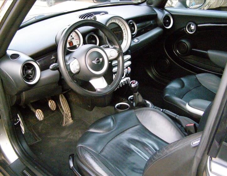 Mini Cooper S 17