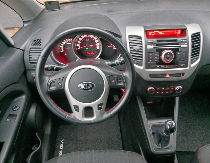 KIA Venga 11