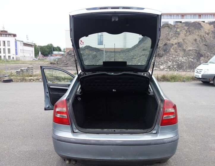 Škoda Octavia 16