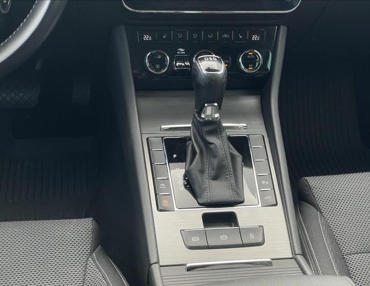 Škoda Superb 13