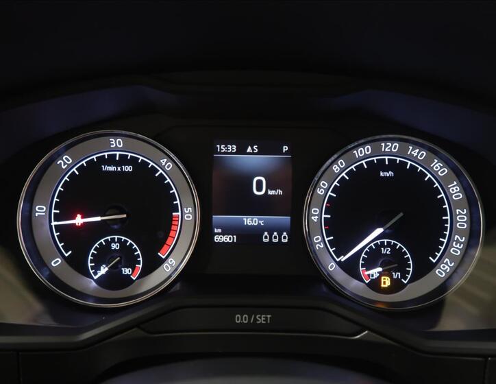 Škoda Superb 23