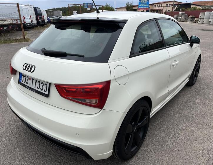 Audi A1 6