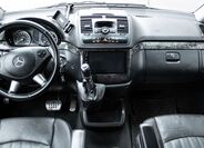 Mercedes-Benz Viano 14