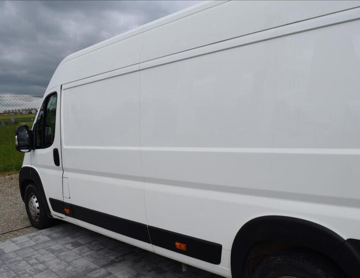 Peugeot Boxer 9