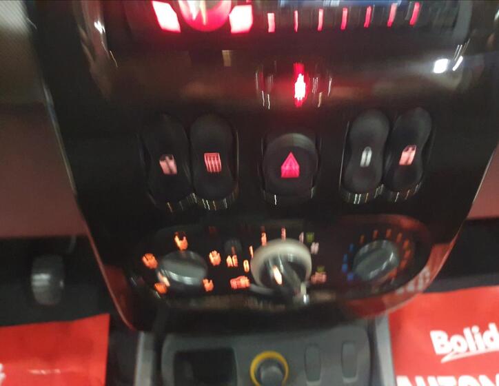 Dacia Duster 16