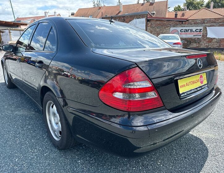 Mercedes-Benz Třídy E 4