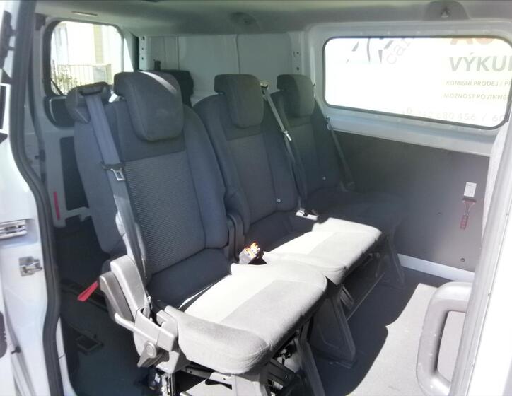 Ford Transit Custom 10