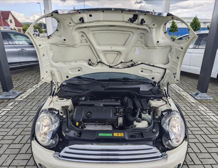 Mini Clubman 19