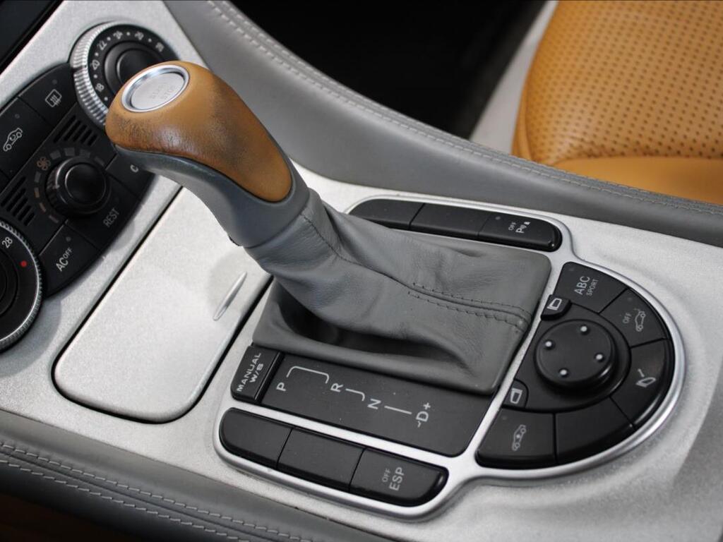 Mercedes-Benz SL 30