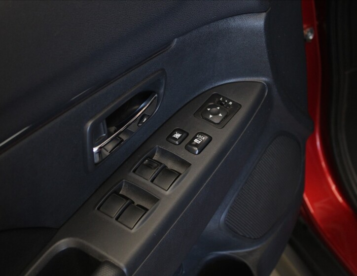 Mitsubishi ASX 15